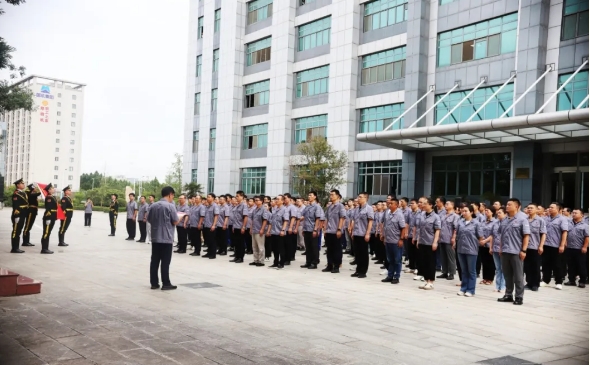黨建領航紡機路 國旗照耀振興夢——鄭紡機舉行七一升國旗儀式暨 